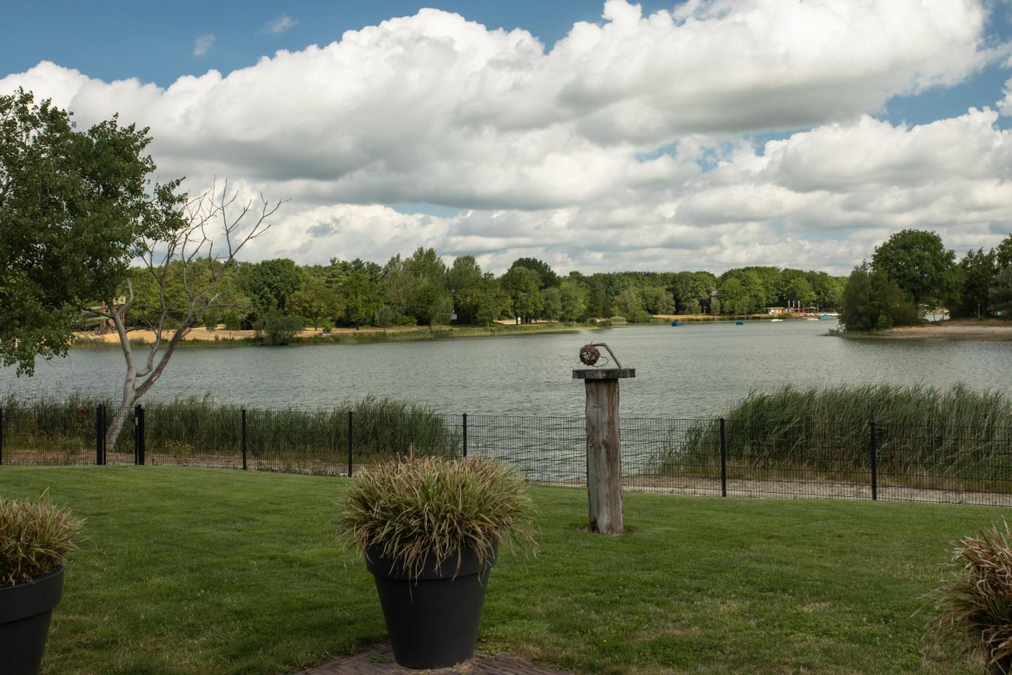 Drents Genieten - Riegheide Met Prive Jacuzzi Erm Exterior foto